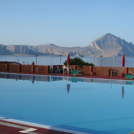 Happy Camp In El Bahira Camping Village San Vito Lo Capo Eksteriør billede